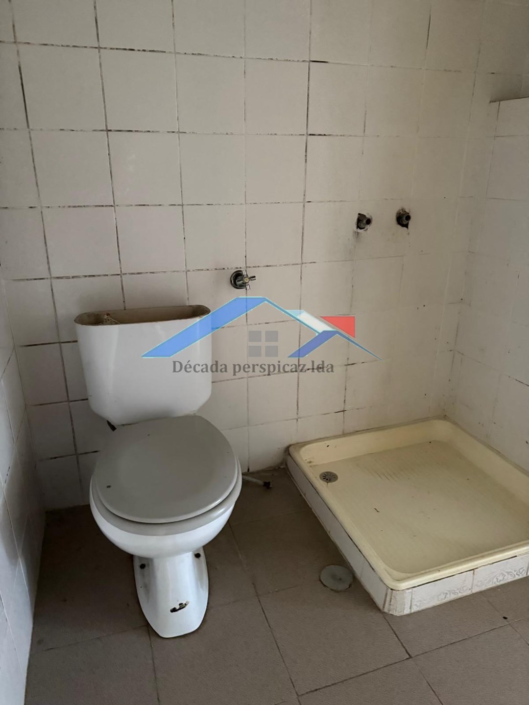 4 Bed, 2 Bath, HouseFor Sale, Coruche, Santarém, 2100