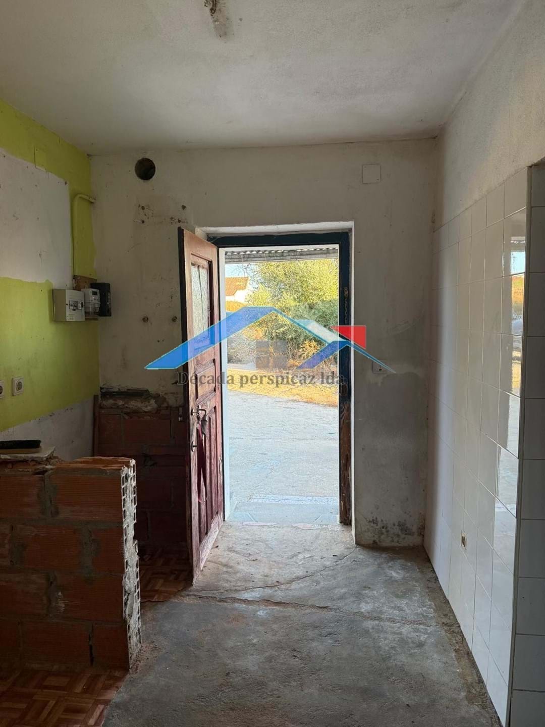 4 Bed, 2 Bath, HouseFor Sale, Coruche, Santarém, 2100