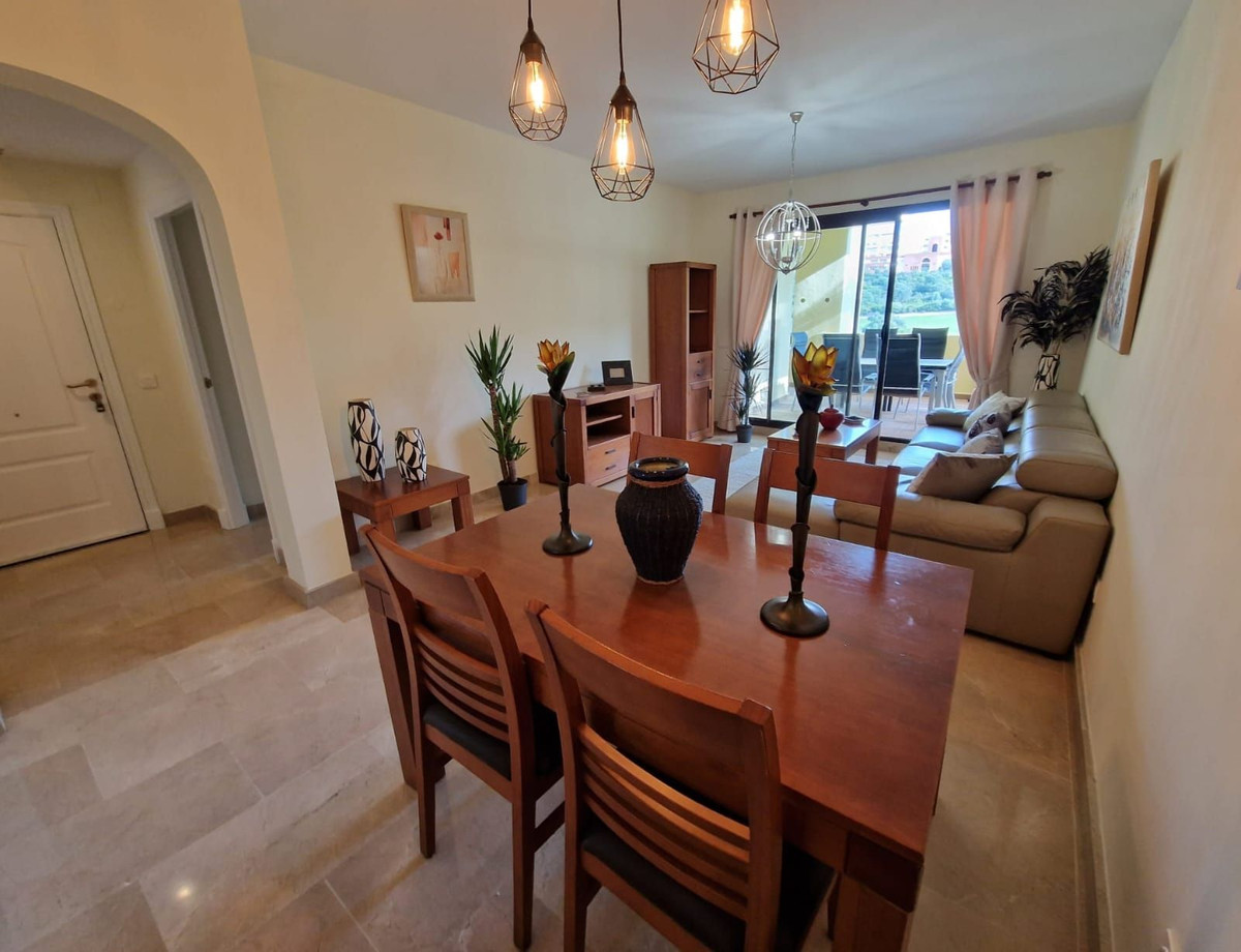 2 Bed, 2 Bath, ApartmentFor Sale, La Duquesa, Malaga