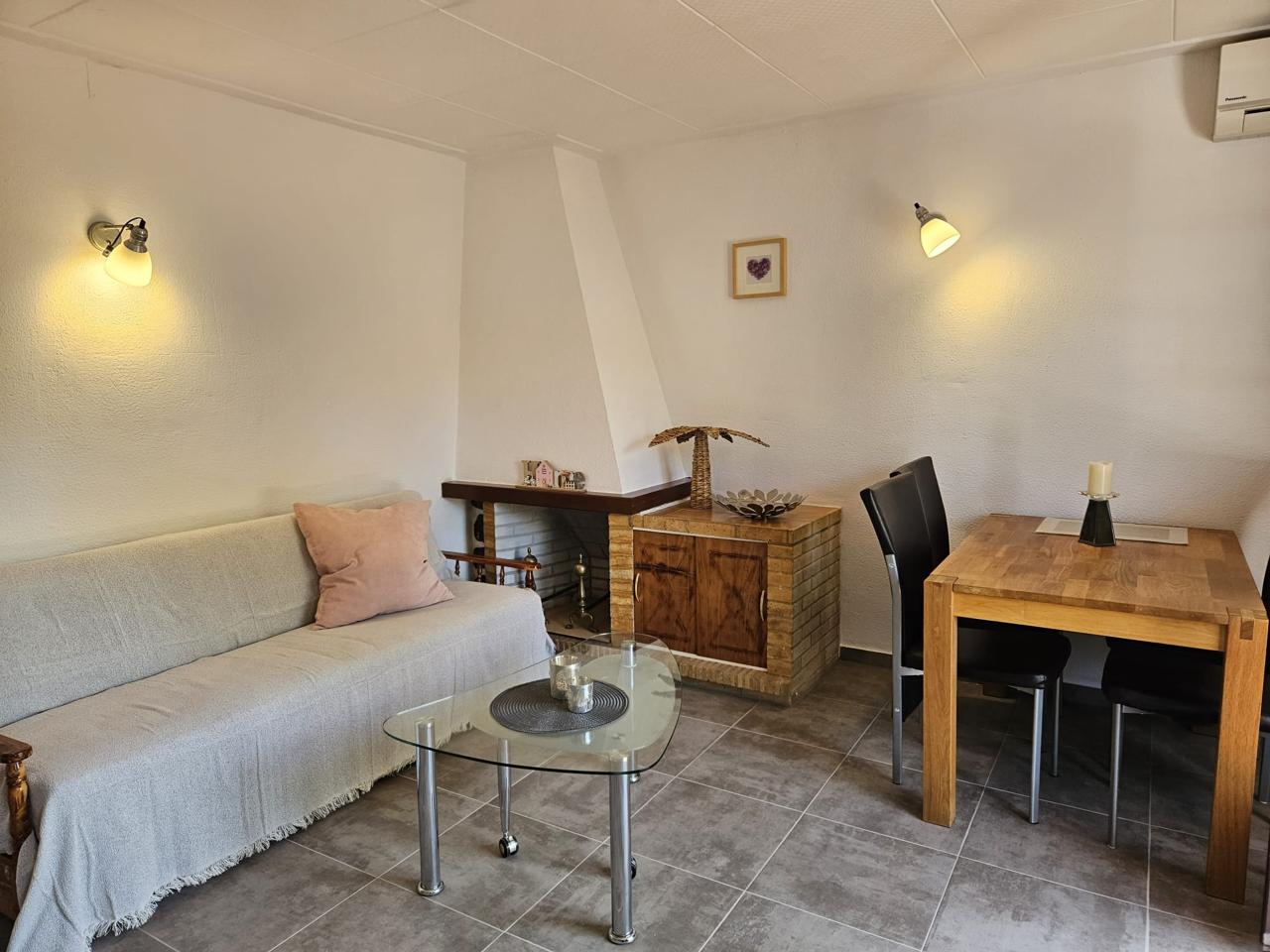 2 Bed, 1 Bath, ApartmentFor Sale, Empuriabrava, Girona, 17487 2 Bed, 1 Bath, ApartmentFor Sale, Empuriabrava, Girona, 17487