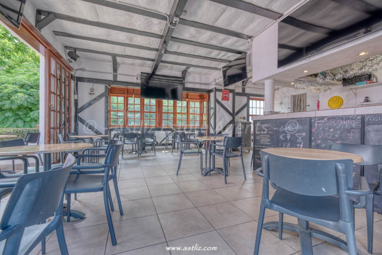 Commercial Property, For Sale