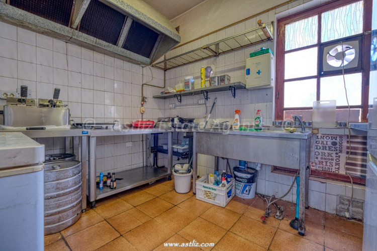 Commercial Property, For Sale