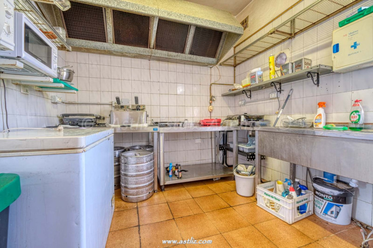 Commercial Property, For Sale