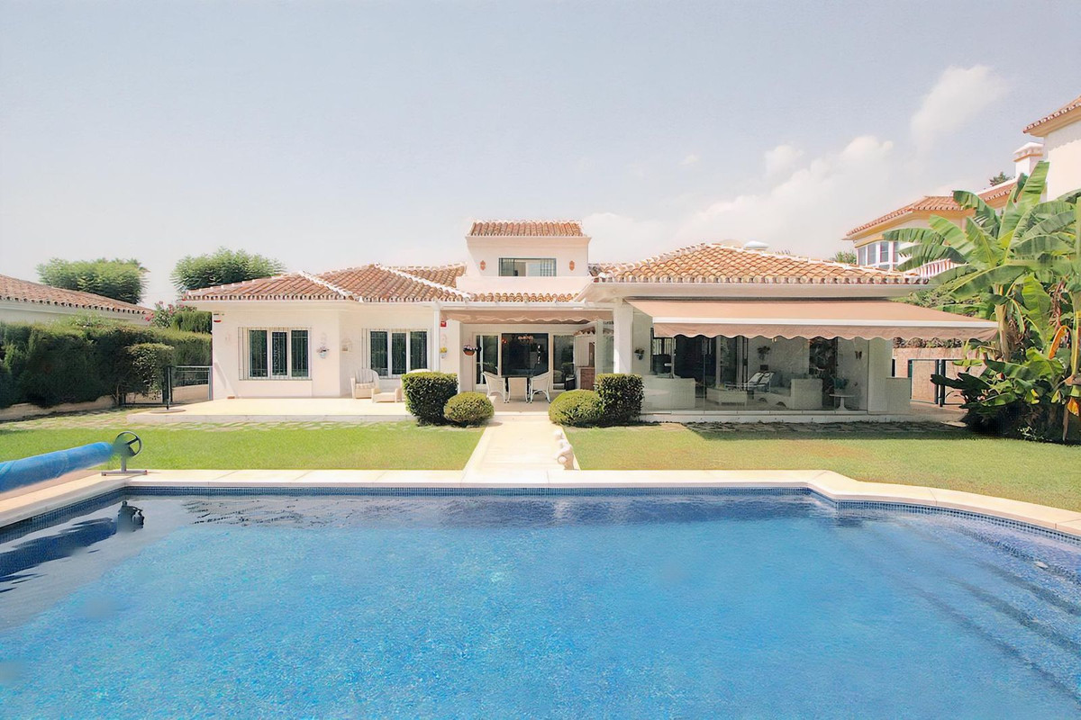 4 Bed, 3 Bath, HouseFor Sale, Mijas Golf, Malaga