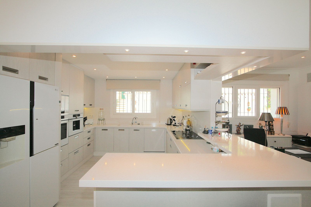 3 Bed, 2 Bath, HouseFor Sale, Mijas Golf, Malaga