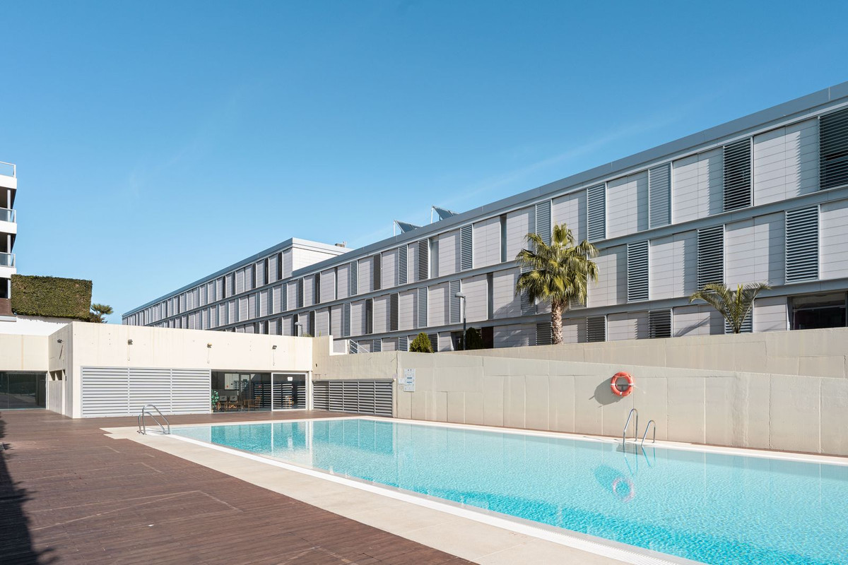 2 Bed, 2 Bath, ApartmentFor Sale, Punta Chullera, Malaga