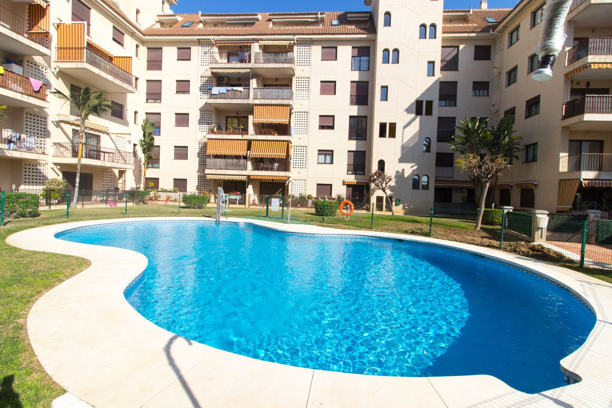 2 Bed, 2 Bath, ApartmentFor Sale, San Luis de Sabinillas, Malaga
