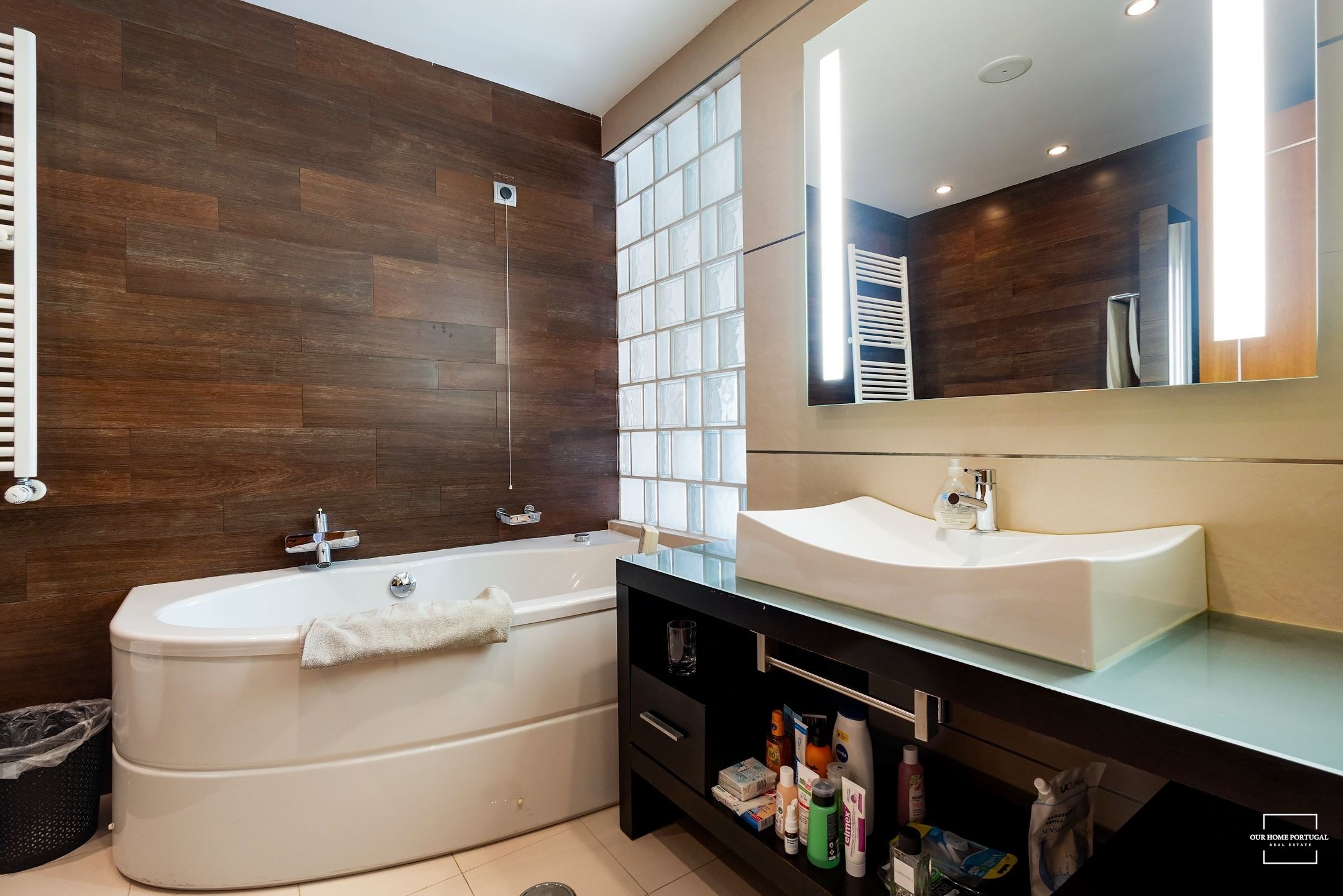 2 Bed, 2 Bath, HouseFor Sale, Lagoa, Faro, 8400-080