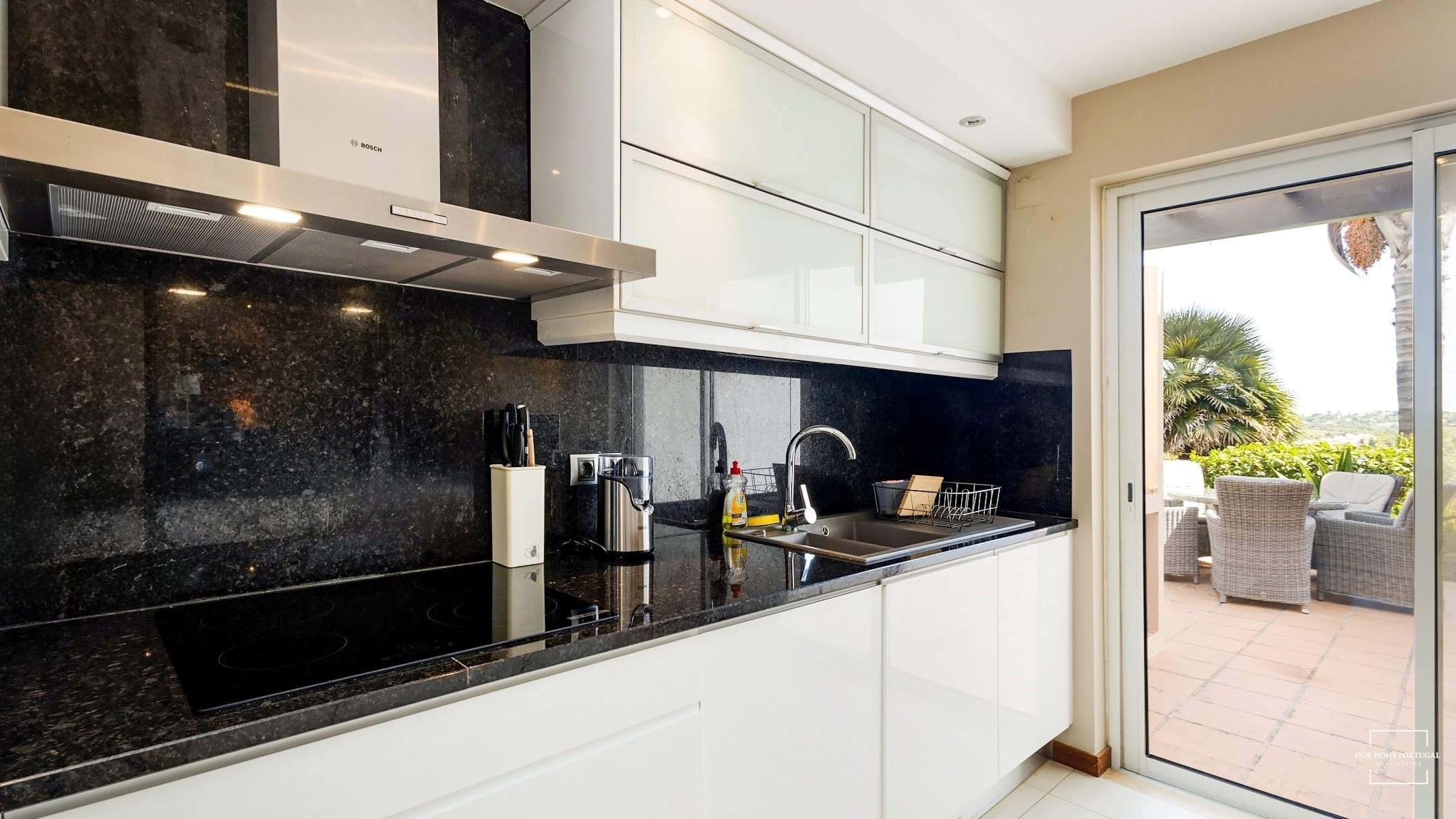 2 Bed, 2 Bath, HouseFor Sale, Lagoa, Faro, 8400-080