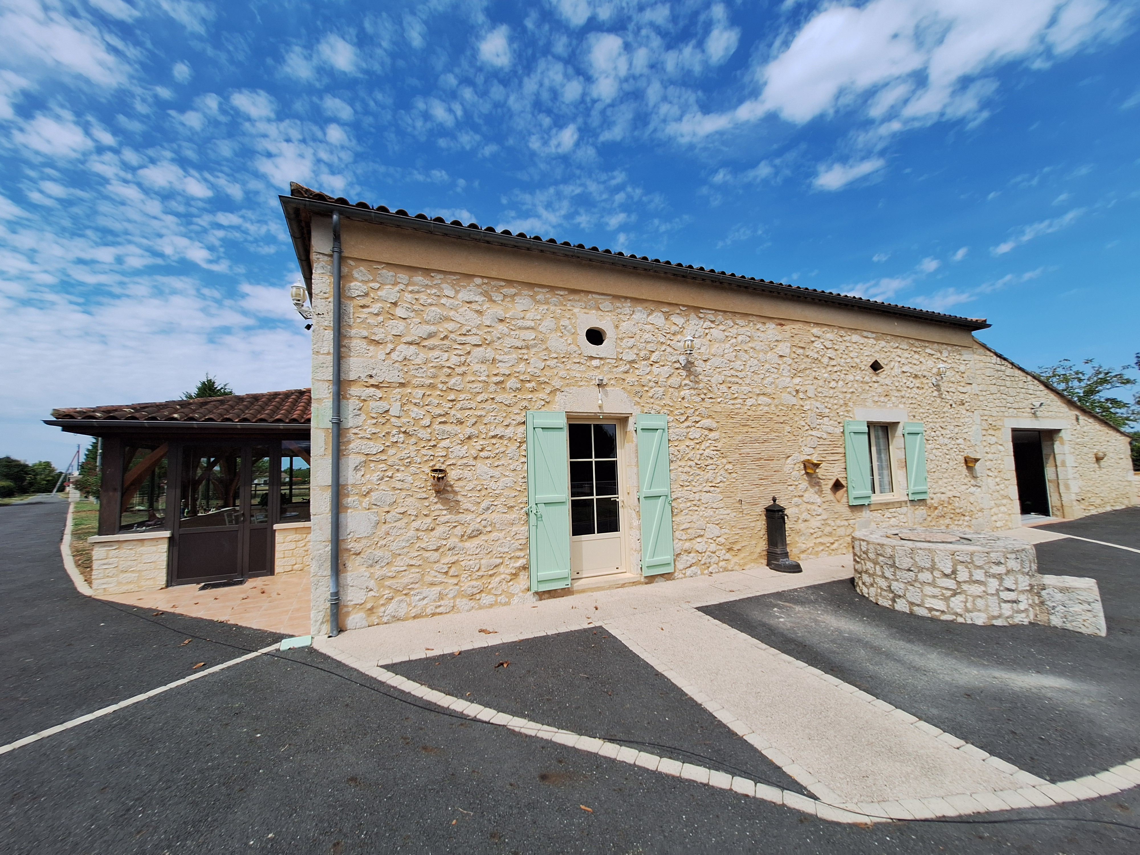 5 Bed, 3 Bath, HouseFor Sale, Villereal, Lot-et-Garonne, Aquitaine, 47210