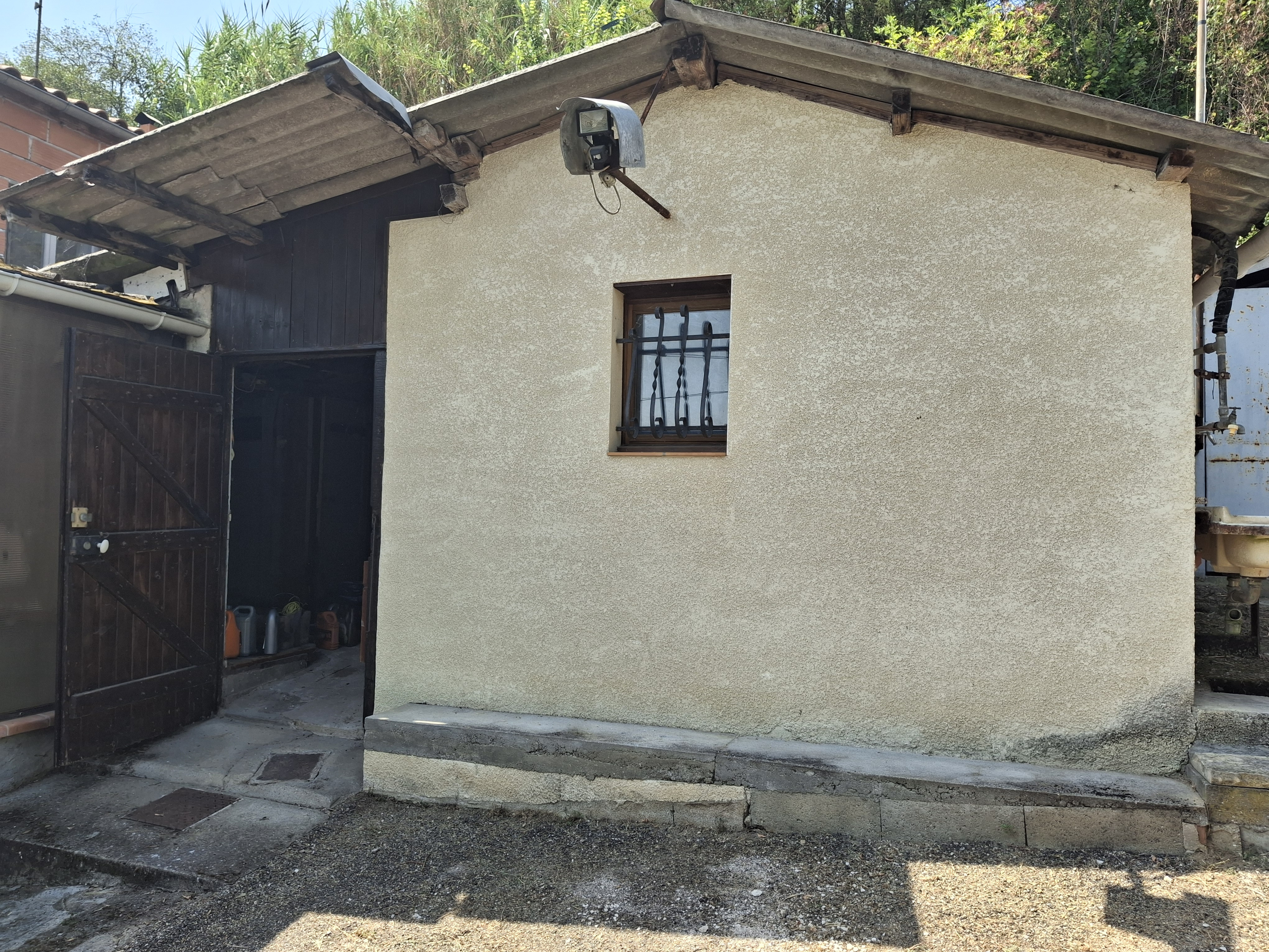 2 Bed, 1 Bath, HouseFor Sale, Fumel, Lot-et-Garonne, Aquitaine, 47500