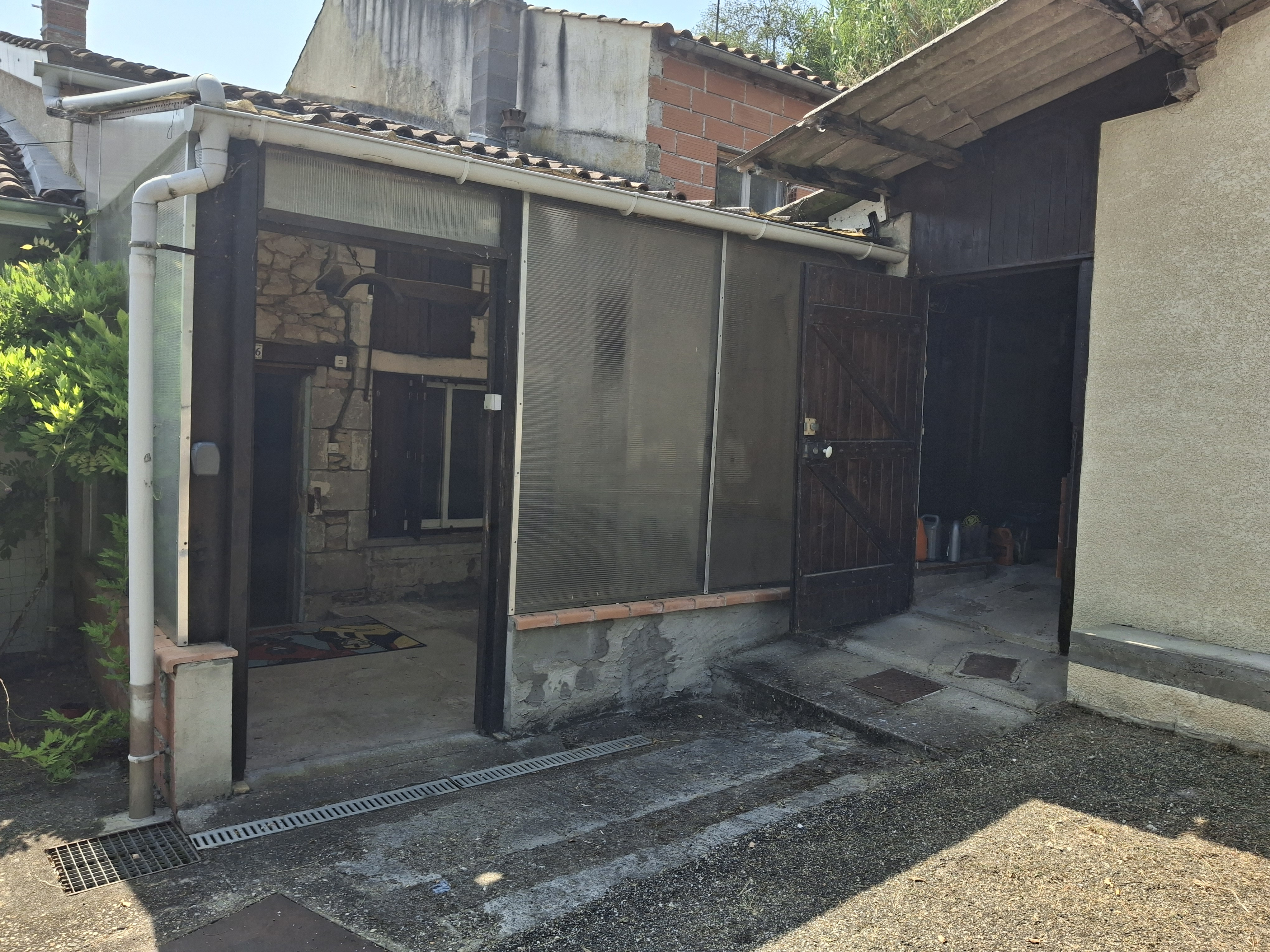 2 Bed, 1 Bath, HouseFor Sale, Fumel, Lot-et-Garonne, Aquitaine, 47500