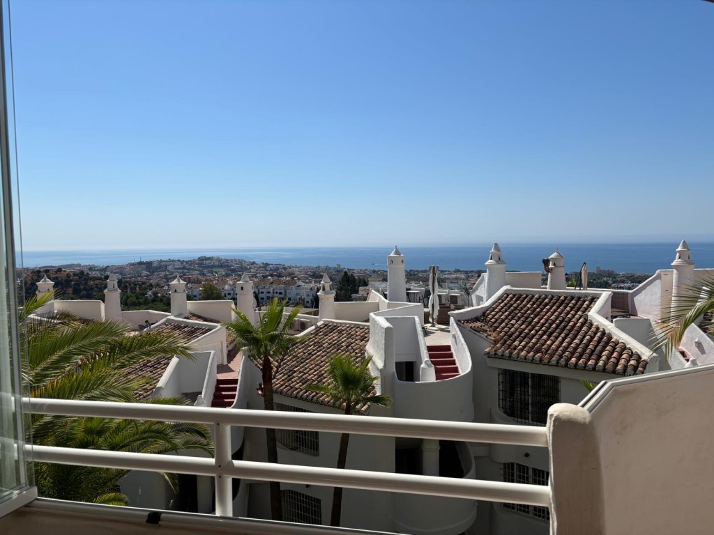 2 Bed, 2 Bath, ApartmentFor Sale, Calahonda, Malaga