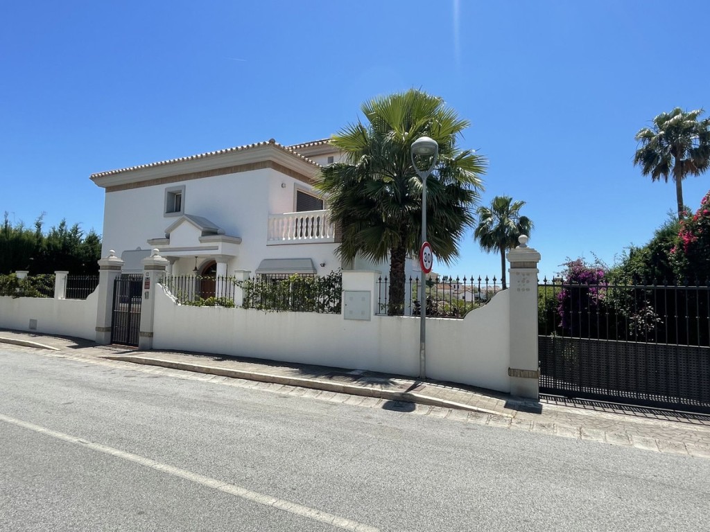 4 Bed, 4 Bath, HouseFor Sale, Mijas, Malaga