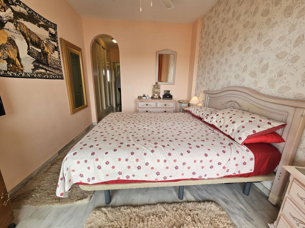 2 Bed, 2 Bath, ApartmentFor Sale, Calahonda, Malaga