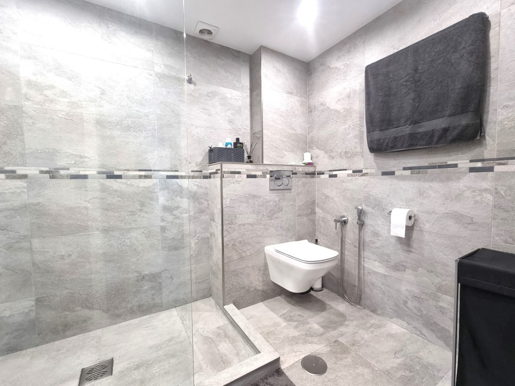 3 Bed, 2 Bath, ApartmentFor Sale, Calahonda, Malaga