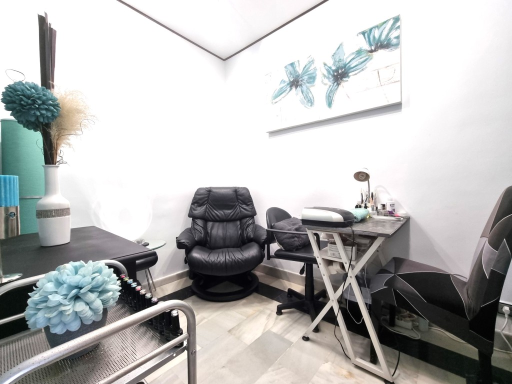 3 Bed, 2 Bath, ApartmentFor Sale, Calahonda, Malaga