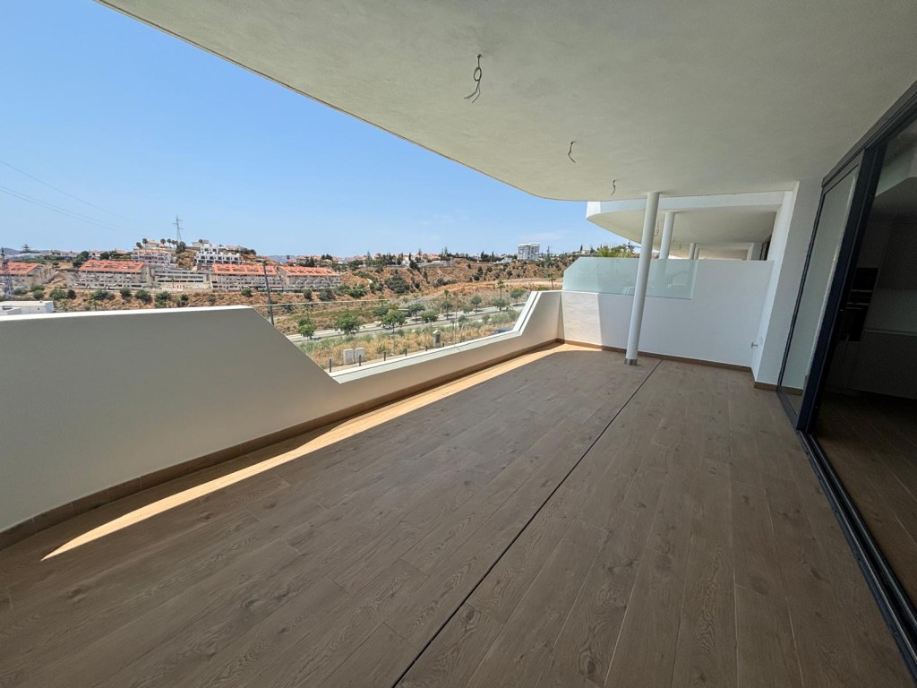 2 Bed, 2 Bath, ApartmentFor Sale, Fuengirola, Malaga