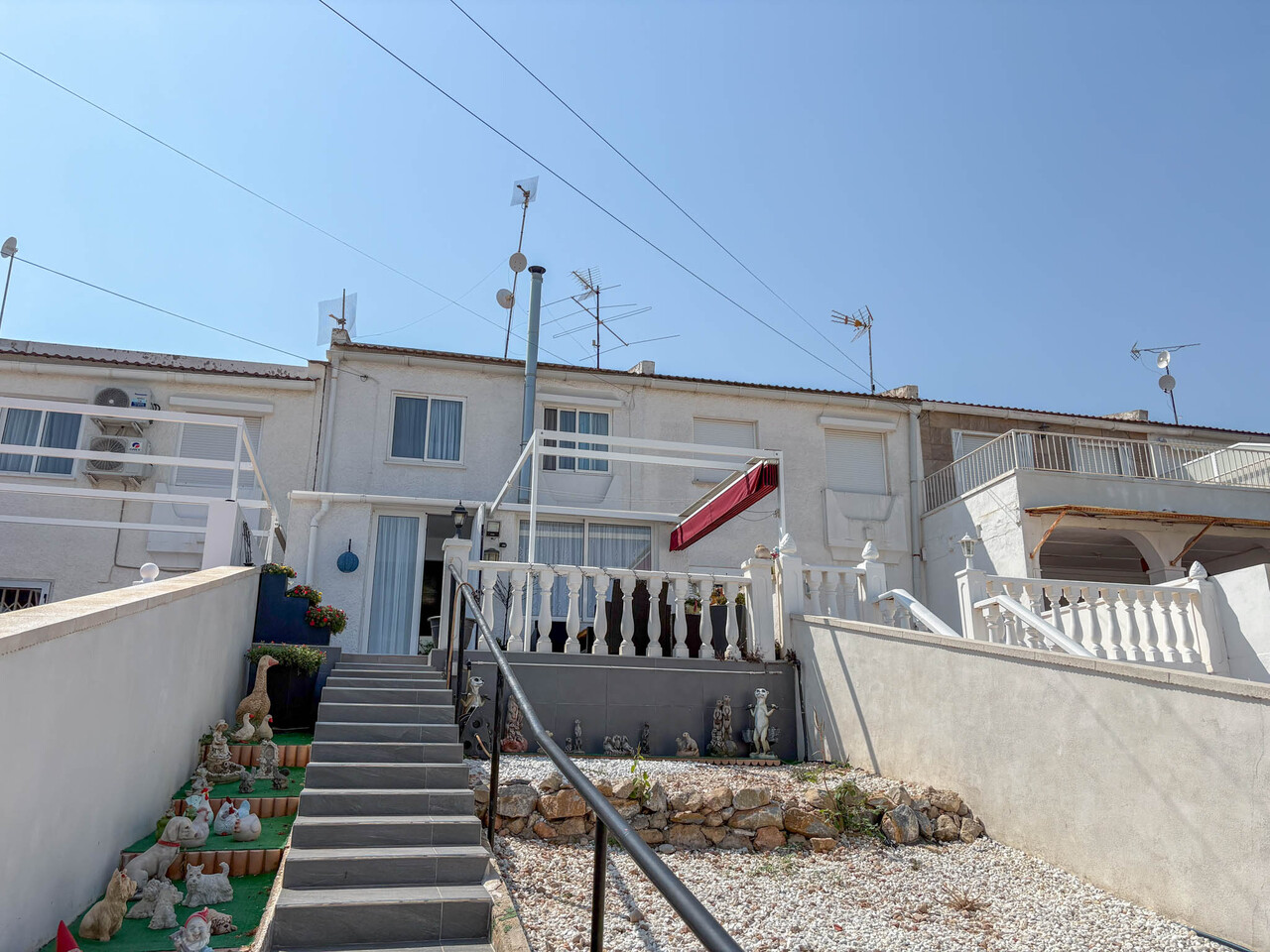 3 Bed, 2 Bath, HouseFor Sale, Torrevieja, Alicante