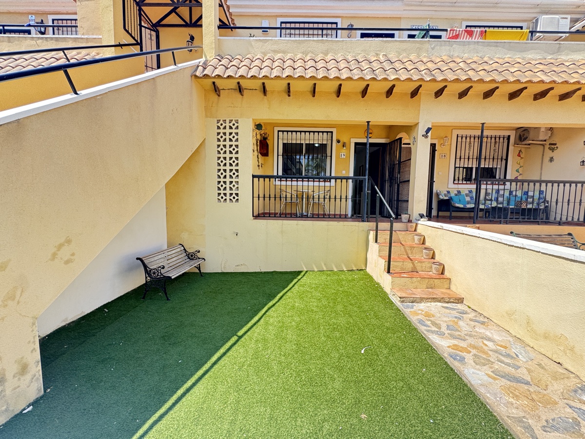 2 Bed, 1 Bath, ApartmentFor Sale, Villamartin, Alicante