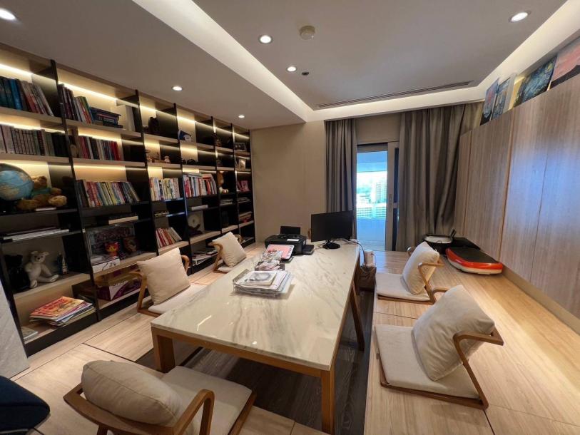 3 Bed, 5 Bath, ApartmentFor Sale, Phrom Phong, Bangkok