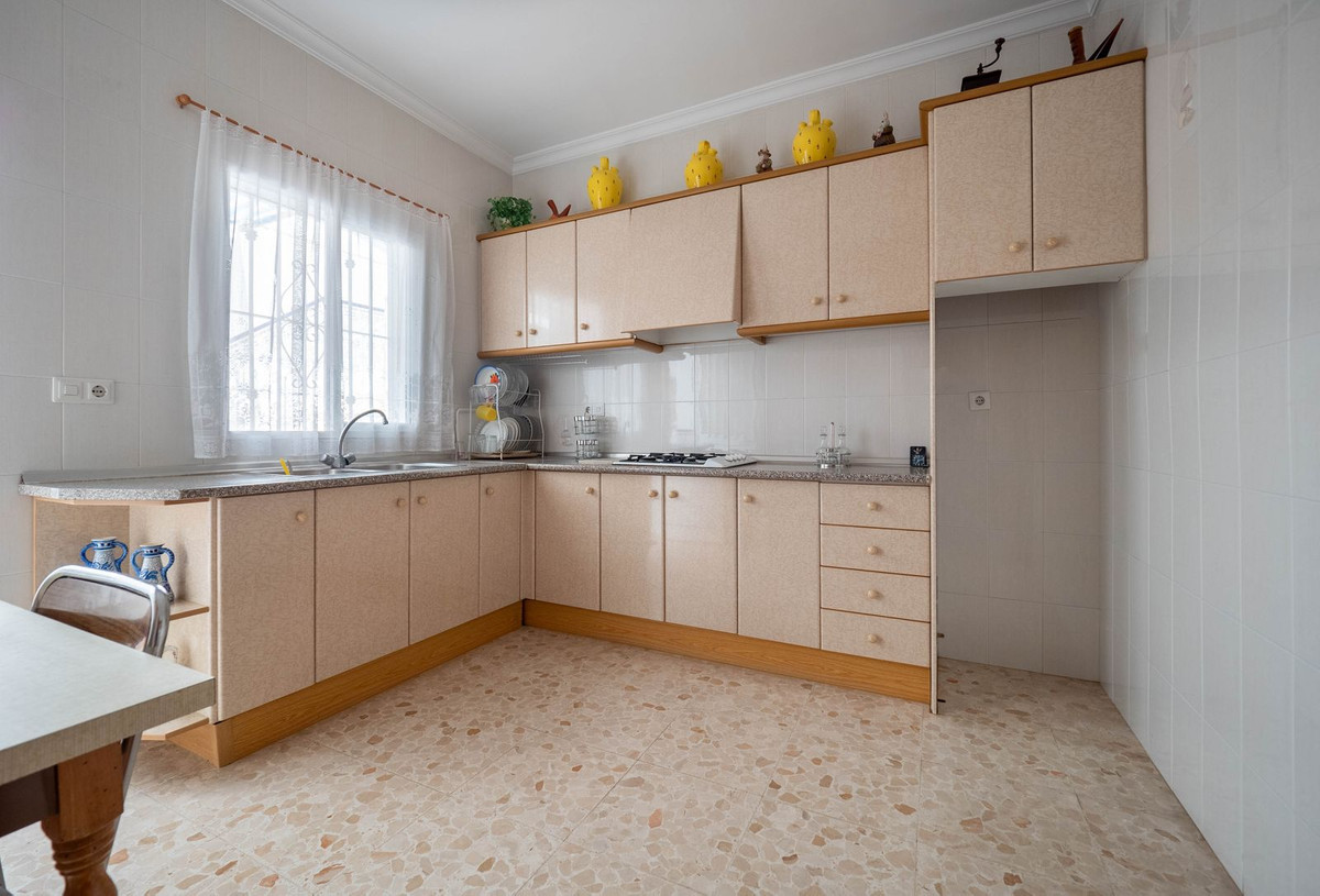 Alhaurin el Grande, Malaga, 2 Bedrooms Bedrooms, ,1 BathroomBathrooms,For Sale,R5021395