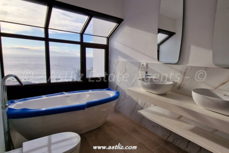 2 Bed, 2 Bath, ApartmentFor Sale, Los Gigantes, Acantilados de Los Gigantes