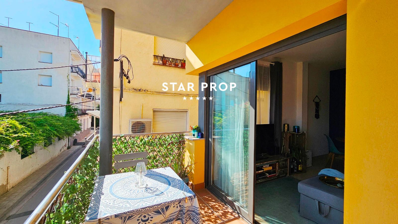 3 Bed, 1 Bath, ApartmentFor Sale, Llançà, Girona 3 Bed, 1 Bath, ApartmentFor Sale, Llançà, Girona