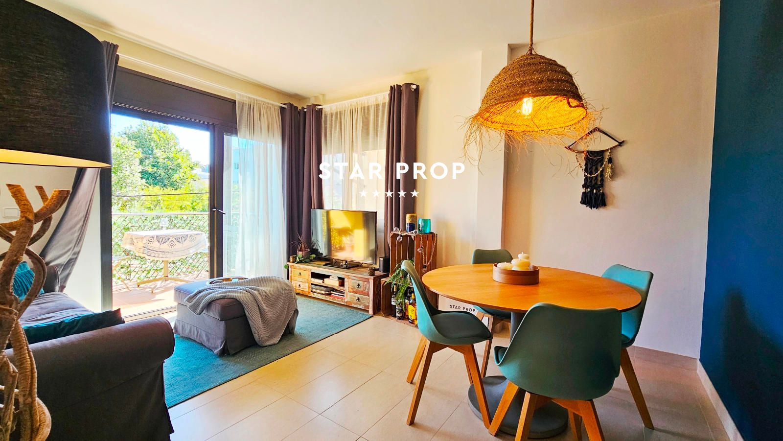 3 Bed, 1 Bath, ApartmentFor Sale, Llançà, Girona 3 Bed, 1 Bath, ApartmentFor Sale, Llançà, Girona