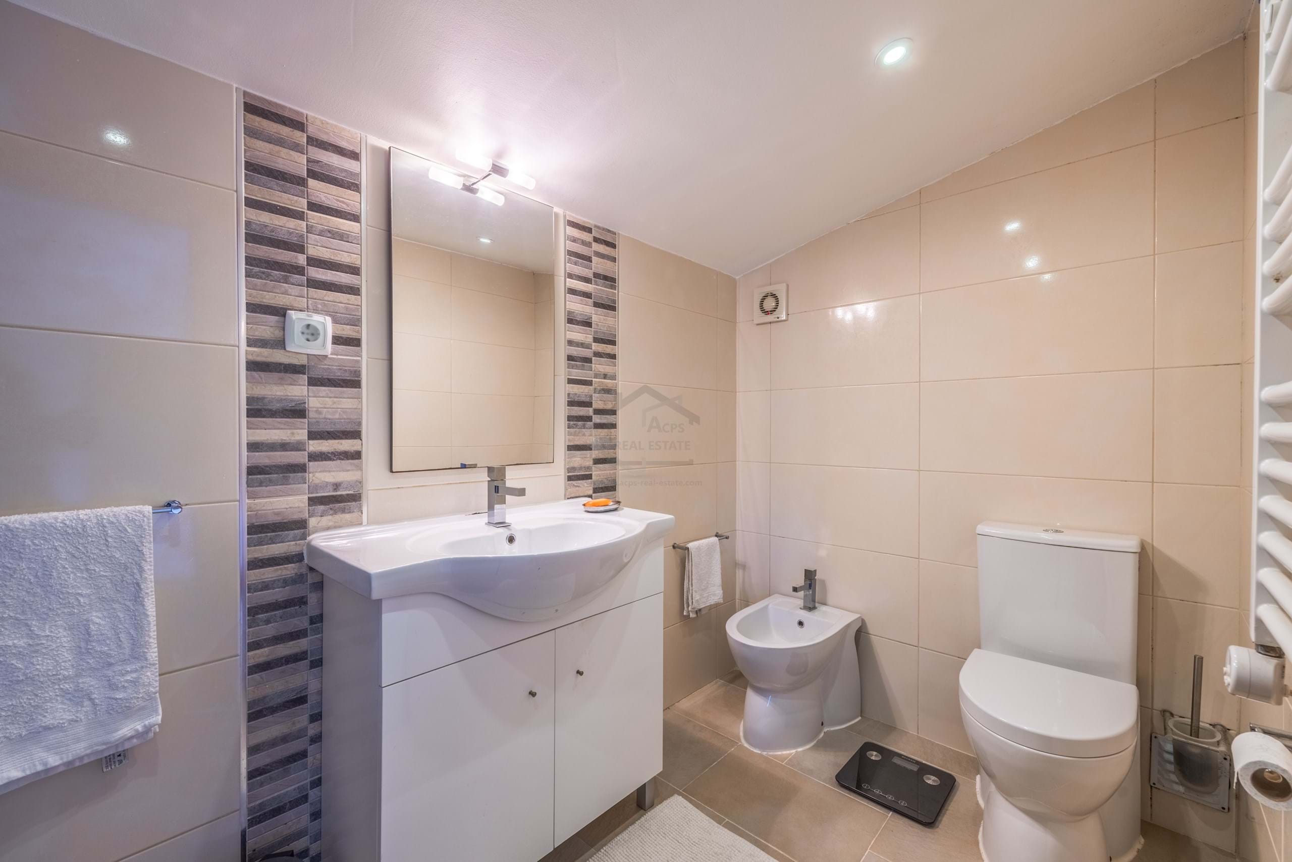 4 Bed, 3 Bath, HouseFor Sale, Sao Bras De Alportel, Faro, 8150-013