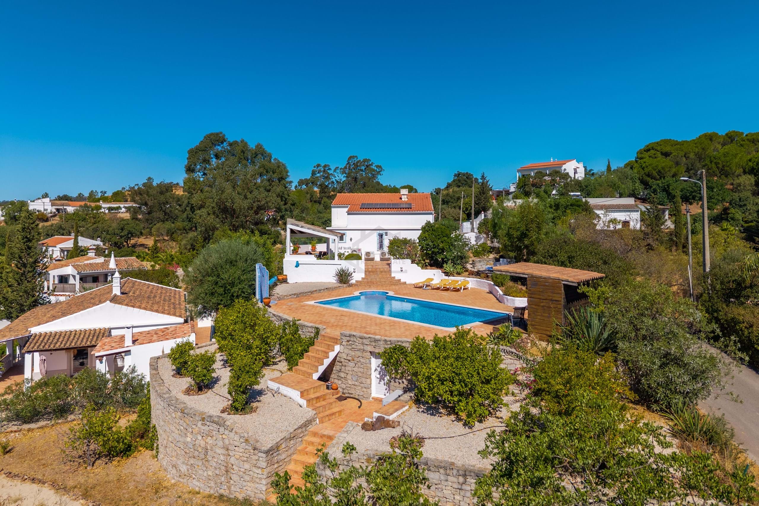 4 Bed, 3 Bath, HouseFor Sale, Sao Bras De Alportel, Faro, 8150-013