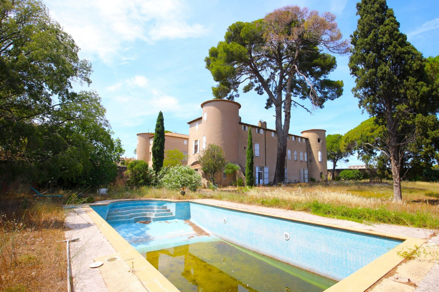 15 Bed, HouseFor Sale, Lezignan La Cebe, Herault, Languedoc-Roussillon, 34120