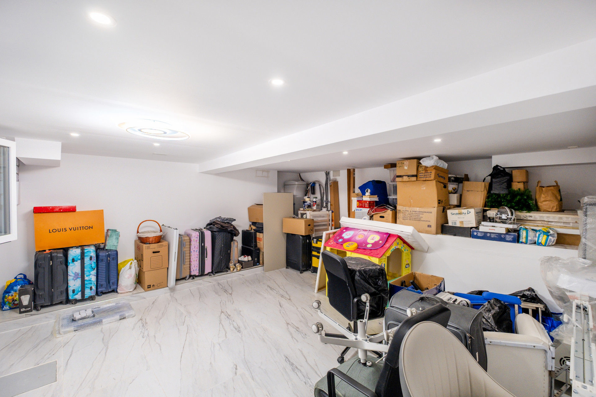 4 Bed, 3 Bath, HouseFor Sale, Marbella, Malaga