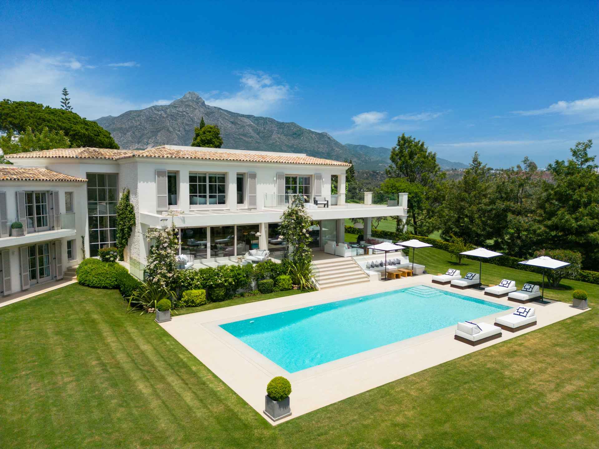 6 Bed, 6 Bath, HouseFor Sale, Marbella, Malaga 6 Bed, 6 Bath, HouseFor Sale, Marbella, Malaga