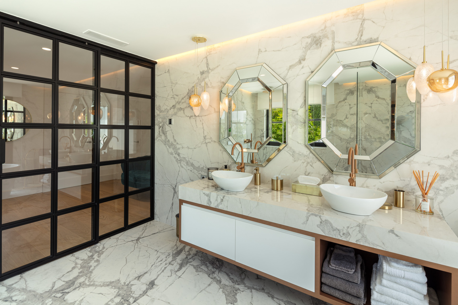 6 Bed, 6 Bath, HouseFor Sale, Marbella, Malaga 6 Bed, 6 Bath, HouseFor Sale, Marbella, Malaga