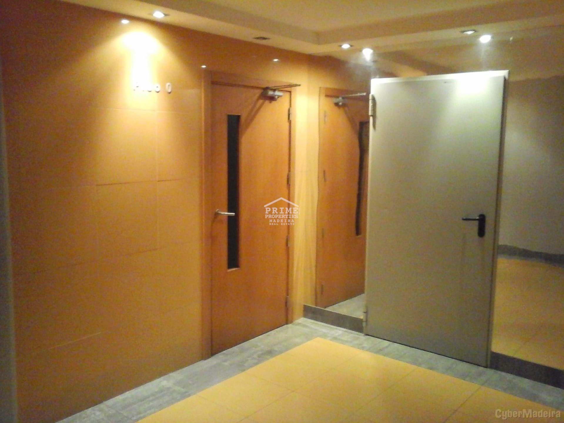 2 Bed, 2 Bath, ApartmentFor Sale, Santa Cruz, Ilha da Madeira, 9125-043