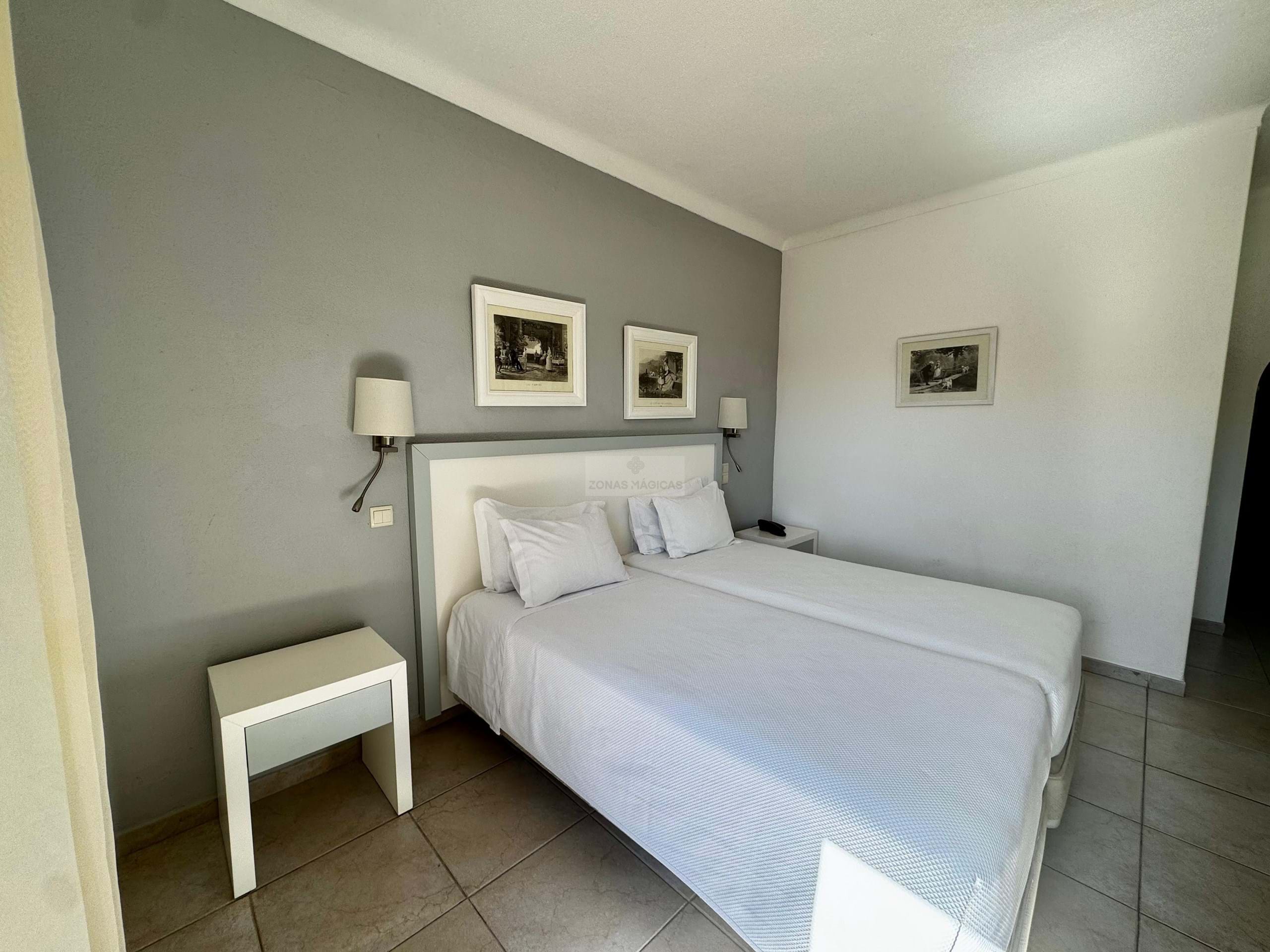 25 Bed, 32 Bath, HouseFor Sale, Lagos, Faro, 8600-621