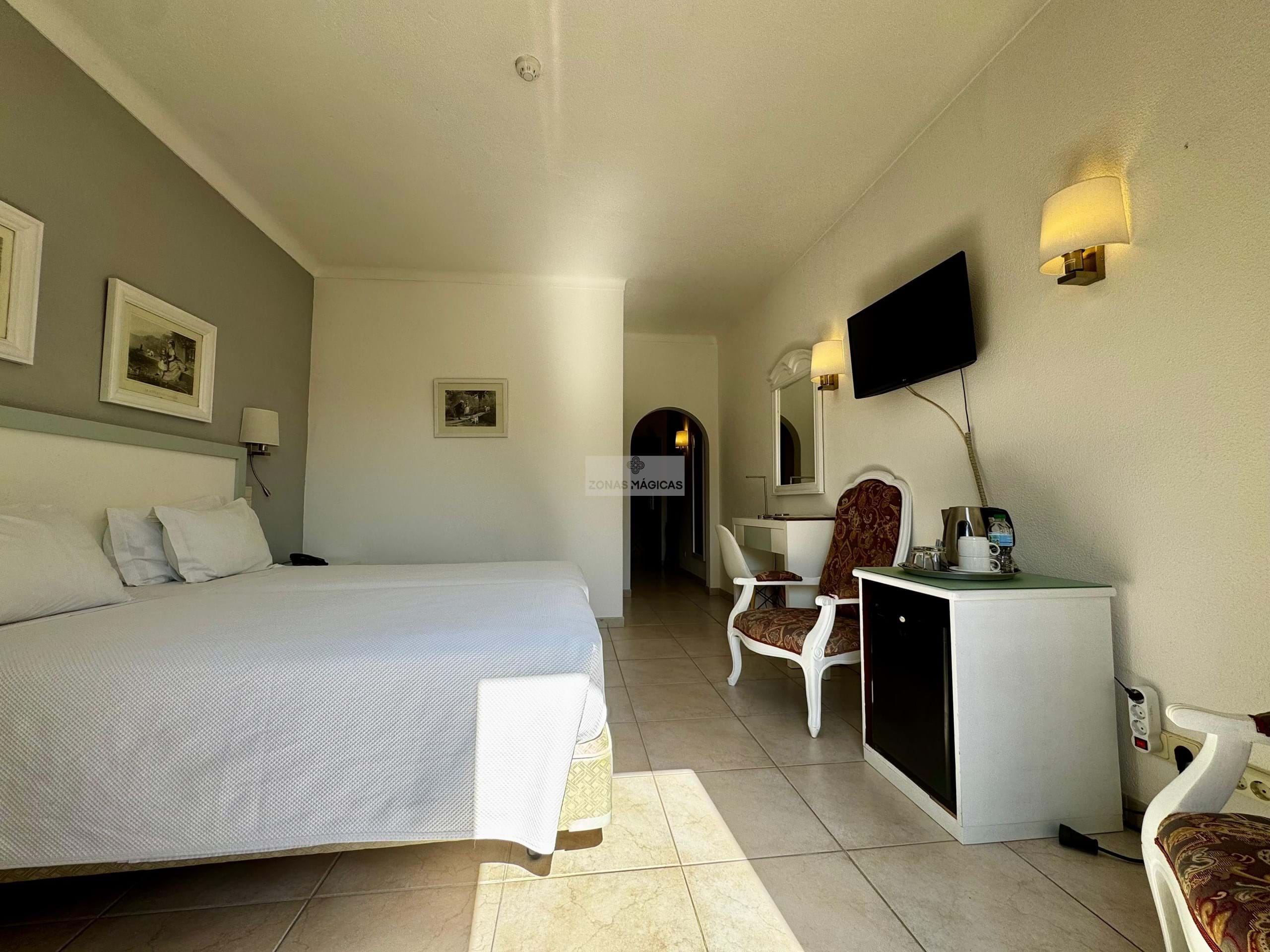 25 Bed, 32 Bath, HouseFor Sale, Lagos, Faro, 8600-621