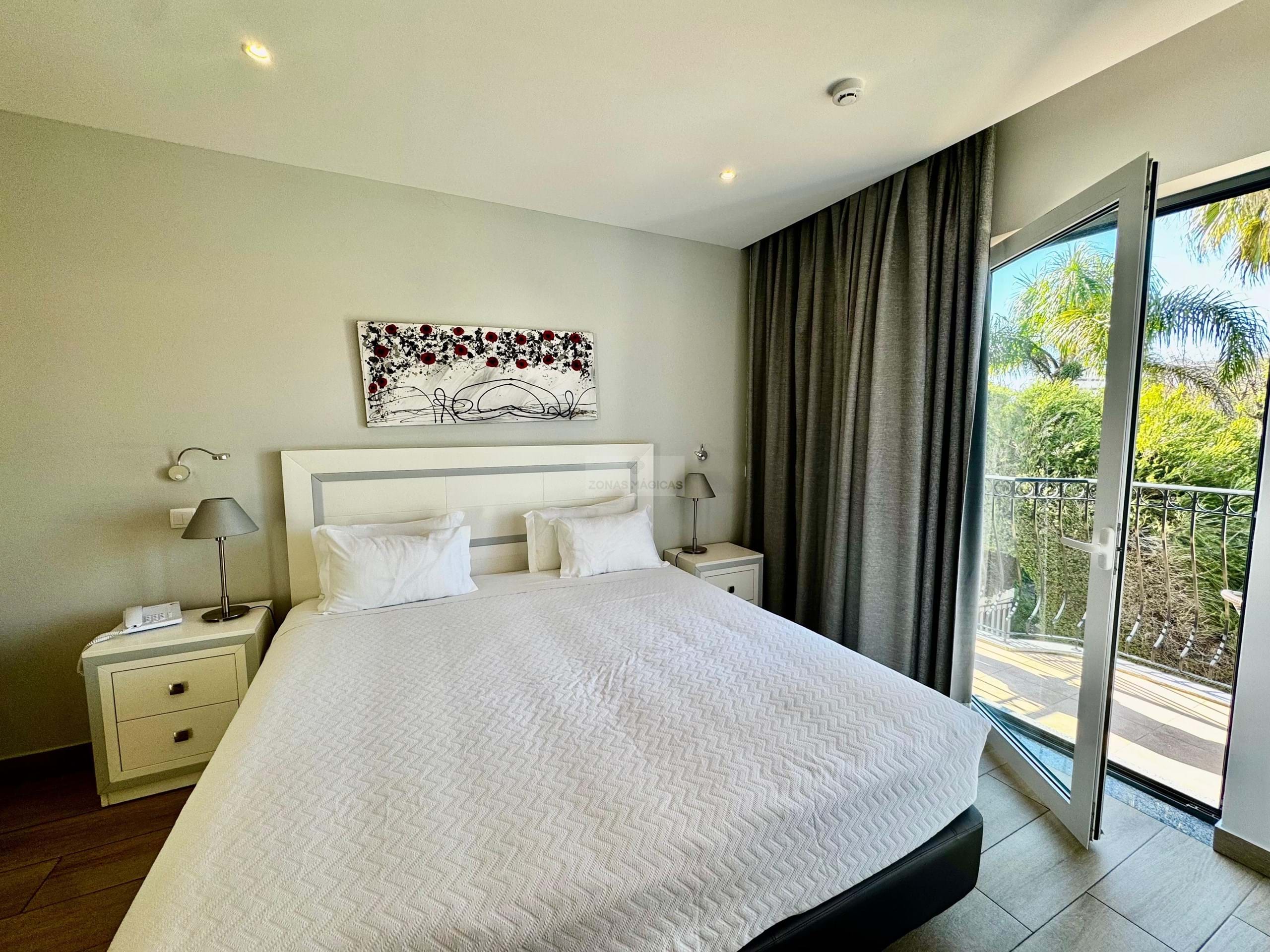 25 Bed, 32 Bath, HouseFor Sale, Lagos, Faro, 8600-621