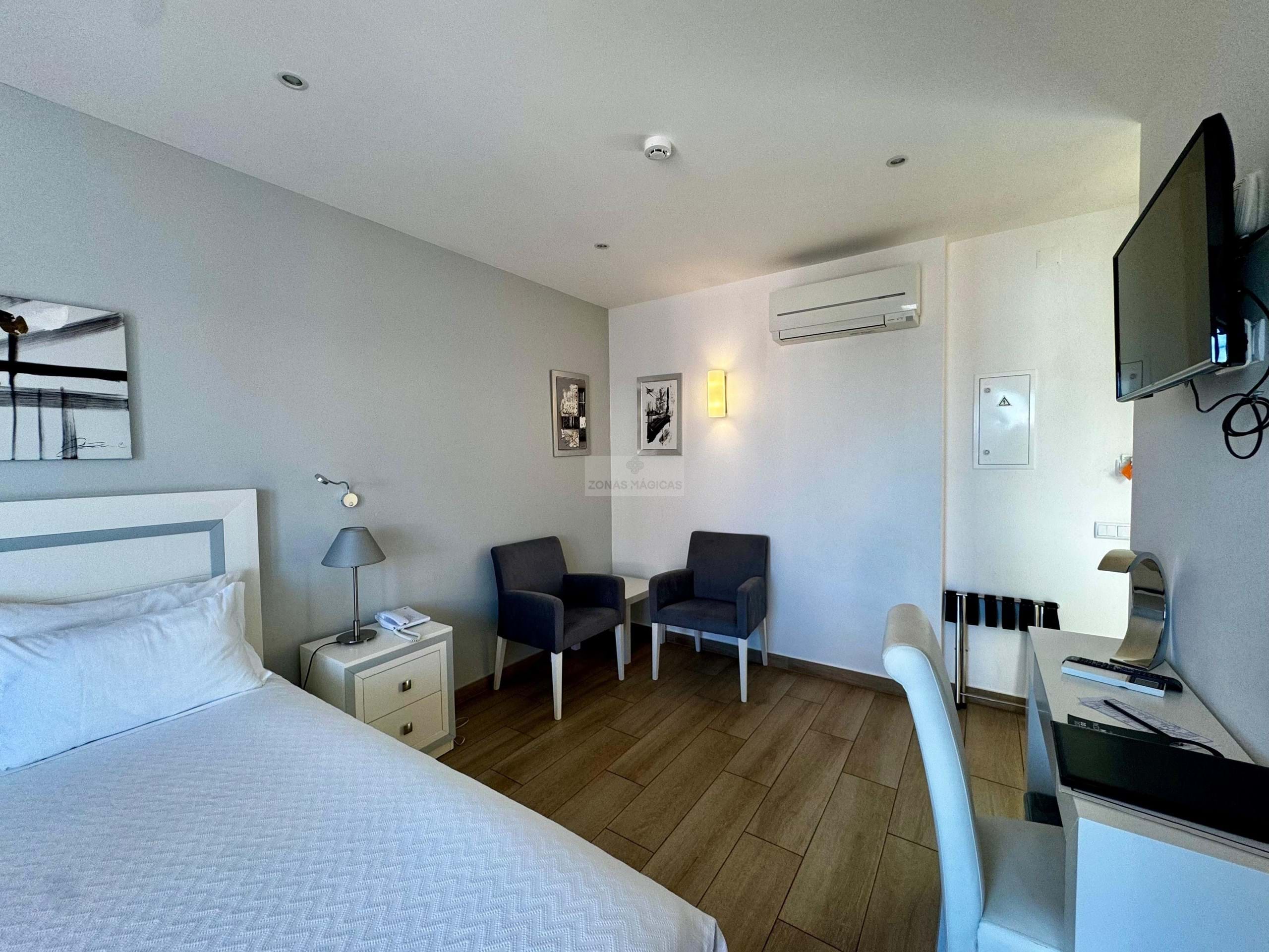 25 Bed, 32 Bath, HouseFor Sale, Lagos, Faro, 8600-621