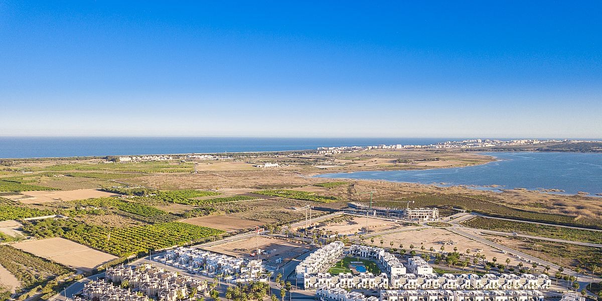 3 Bed, 2 Bath, ApartmentFor Sale, Guardamar Del Segura, Alicante