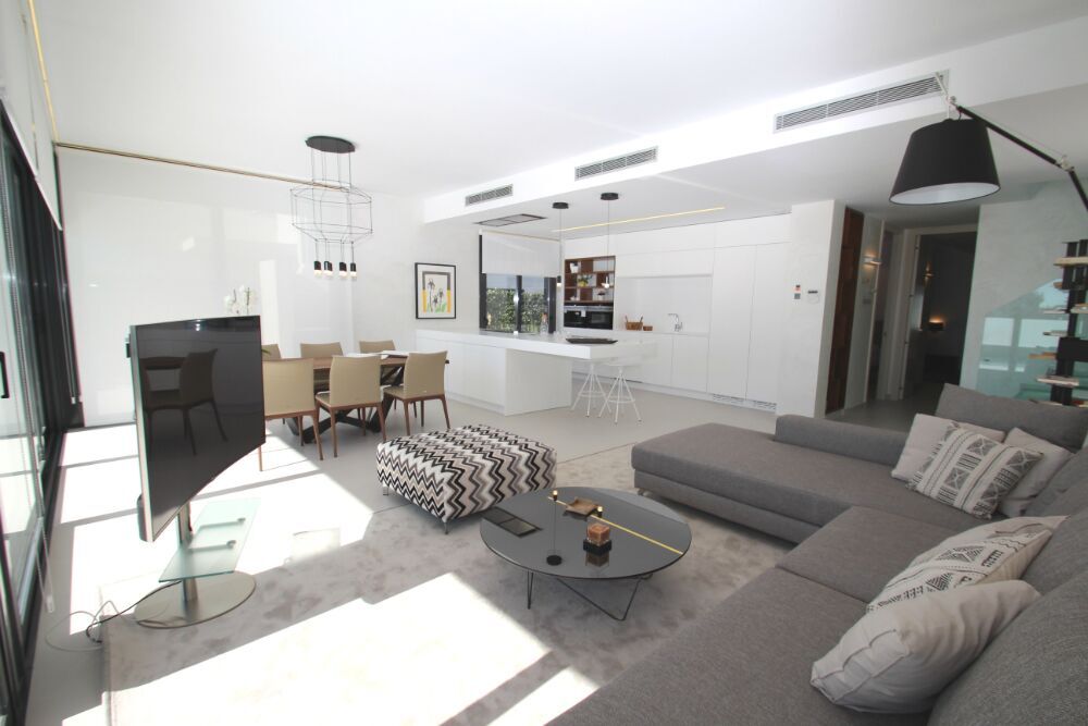 3 Bed, 2 Bath, HouseFor Sale, San Miguel de Salinas, Alicante