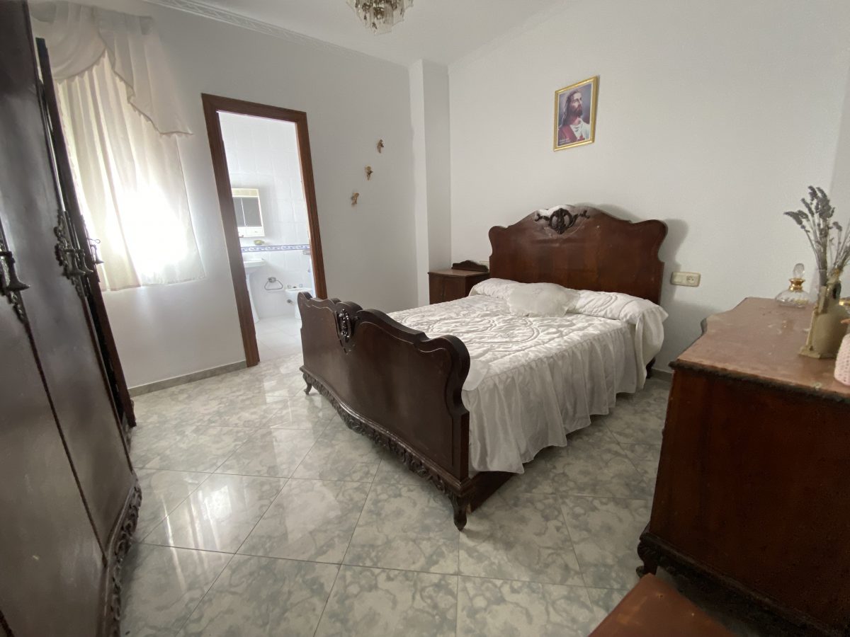 4 Bed, 3 Bath, HouseFor Sale, Olvera, Andalucia