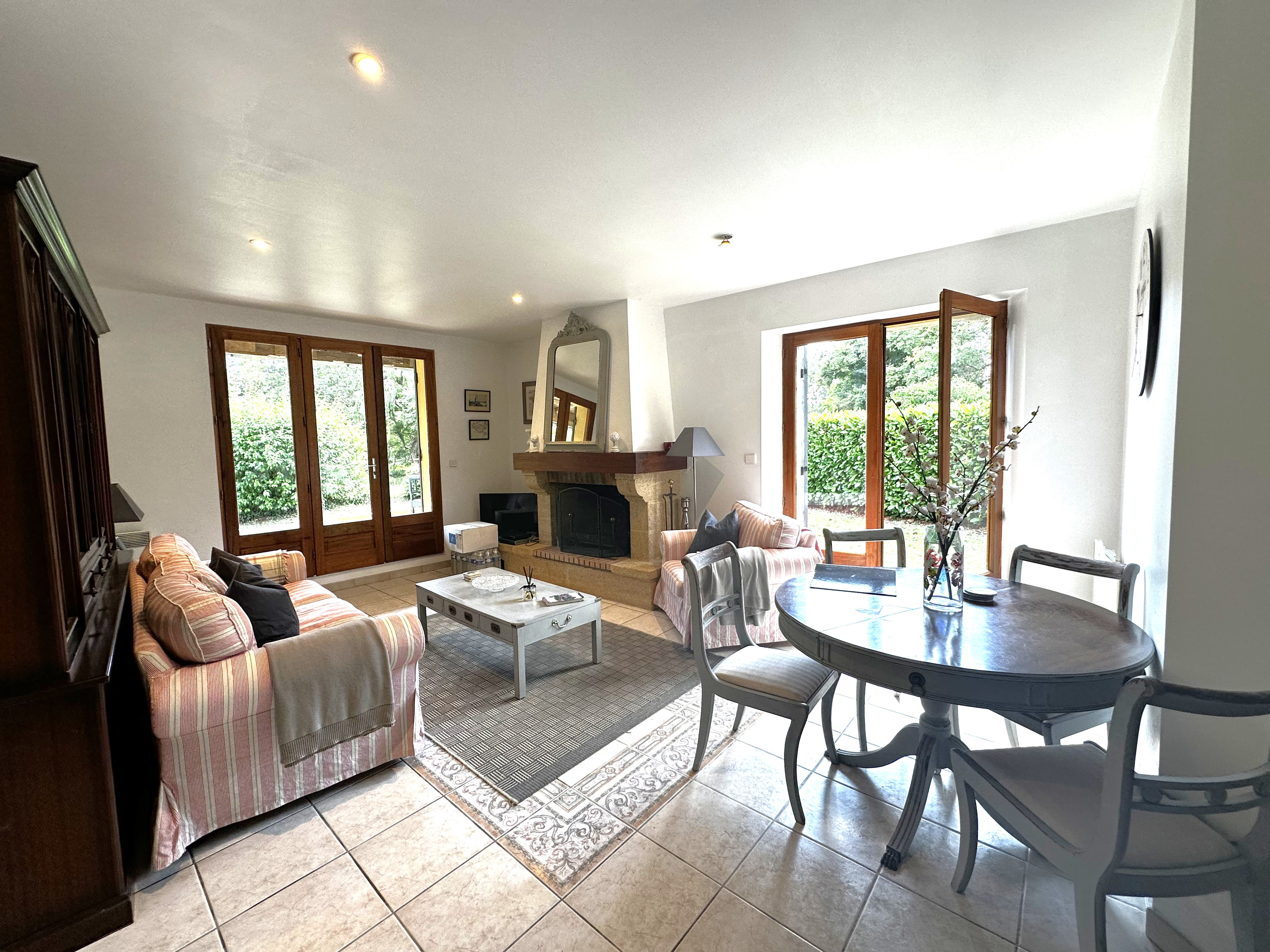 5 Bed, 1 Bath, HouseFor Sale, Levignac de guyenne, Lot-et-Garonne, Aquitaine, 47120