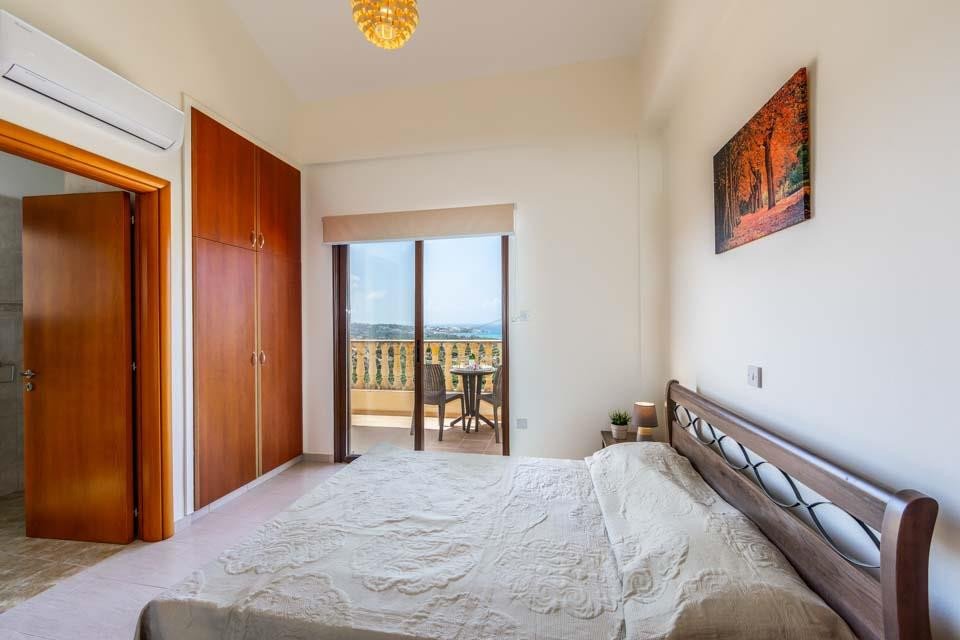 4 Bed, 3 Bath, HouseFor Sale, Kissonerga, Paphos 4 Bed, 3 Bath, HouseFor Sale, Kissonerga, Paphos