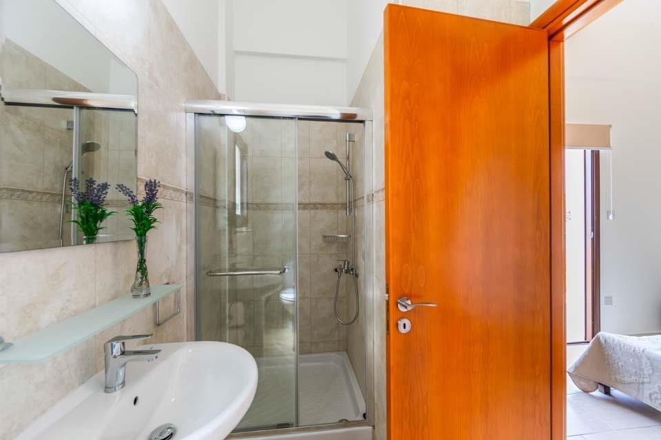 4 Bed, 3 Bath, HouseFor Sale, Kissonerga, Paphos 4 Bed, 3 Bath, HouseFor Sale, Kissonerga, Paphos