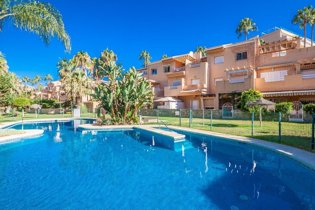3 Bed, 2 Bath, ApartmentFor Sale, Marbella, Malaga