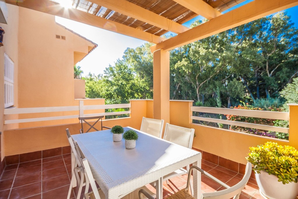 3 Bed, 2 Bath, ApartmentFor Sale, Marbella, Malaga