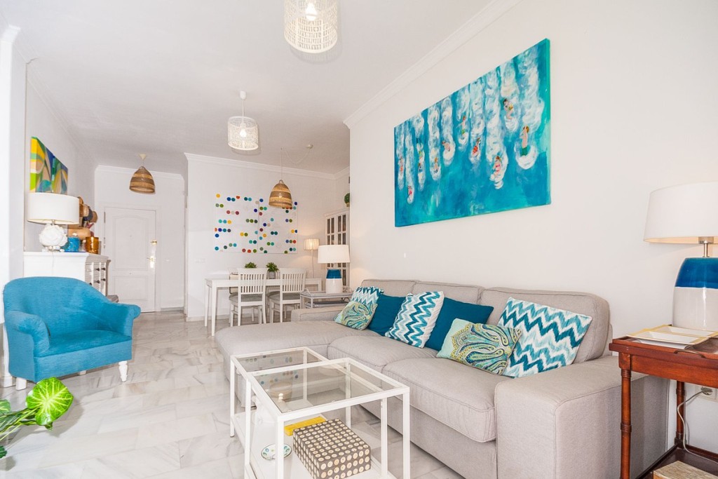 3 Bed, 2 Bath, ApartmentFor Sale, Marbella, Malaga