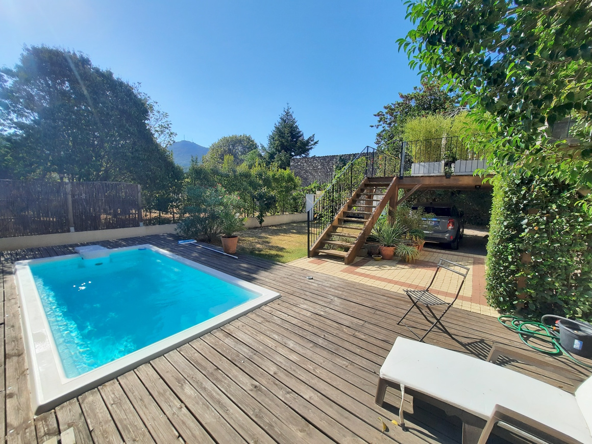 3 Bed, 2 Bath, HouseFor Sale, Herepian, Herault, Languedoc-Roussillon, 34600